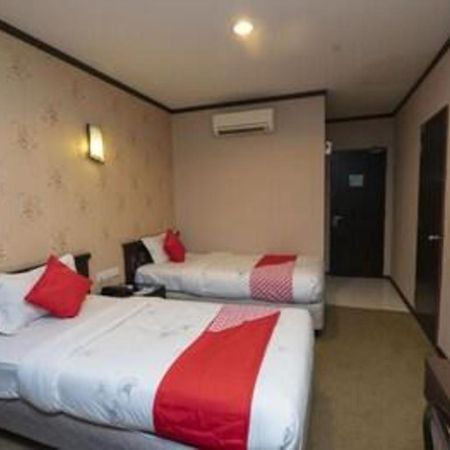 S Bee Hotel Johor Bahru Exterior photo