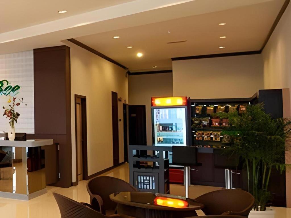 S Bee Hotel Johor Bahru Exterior photo