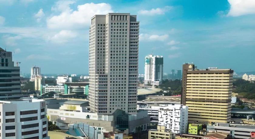 S Bee Hotel Johor Bahru Exterior photo